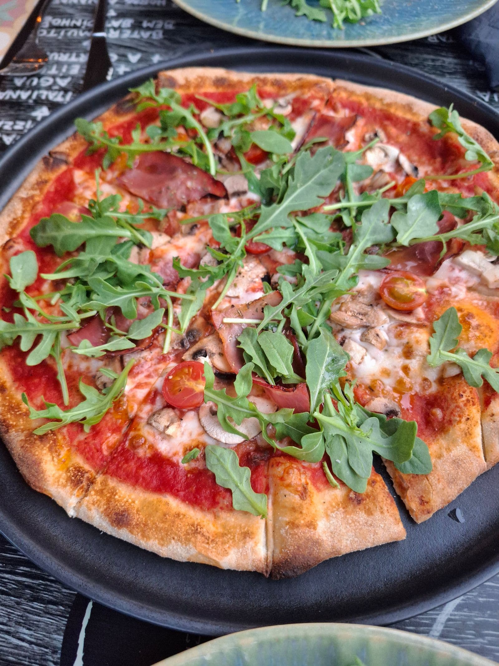 Pizza Presunto e Rúcula